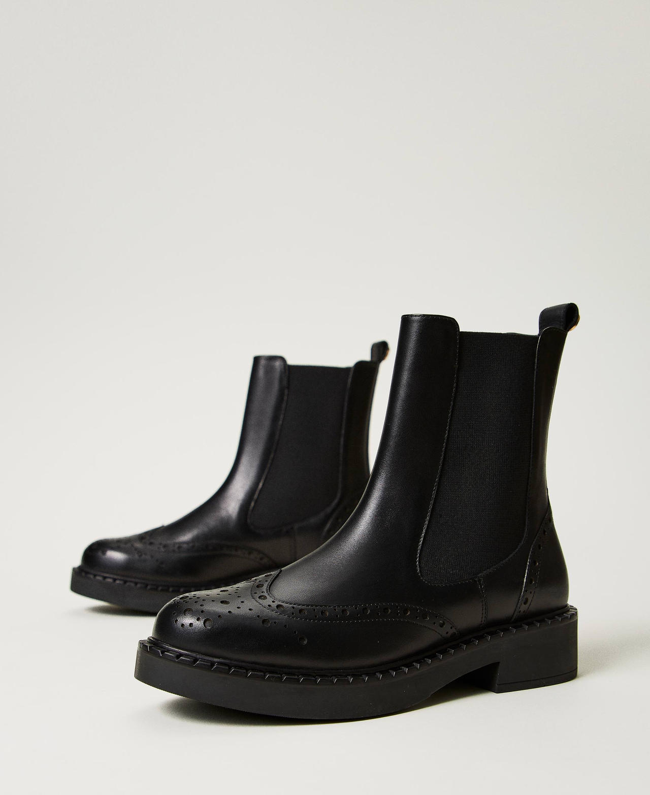 Chelsea Boot aus Leder Frau Schwarz TWINSET Milano