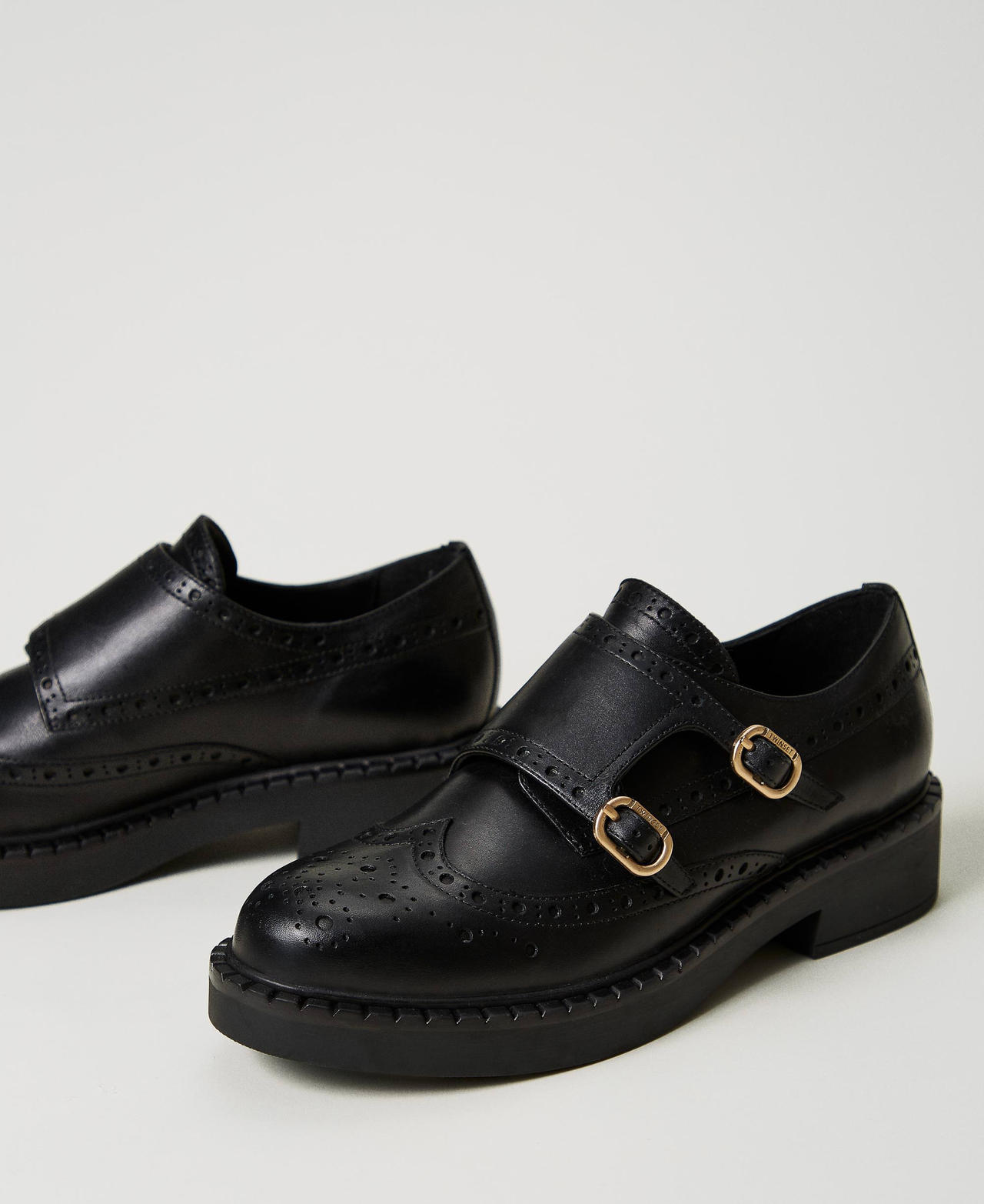 Leather shoes with straps Black Woman 242TGT092_00006_02