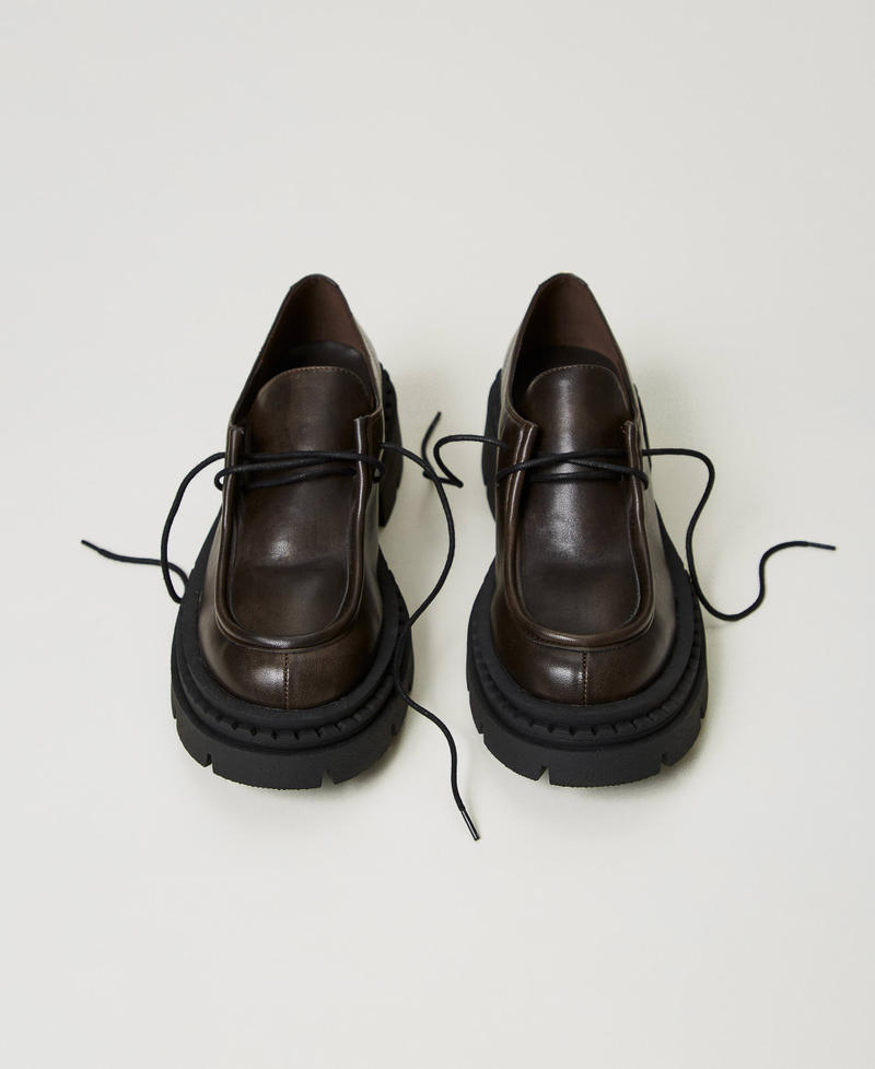 Scarpe stringate con Oval T Coffee Chocolate Donna 242TGT112_11946_04