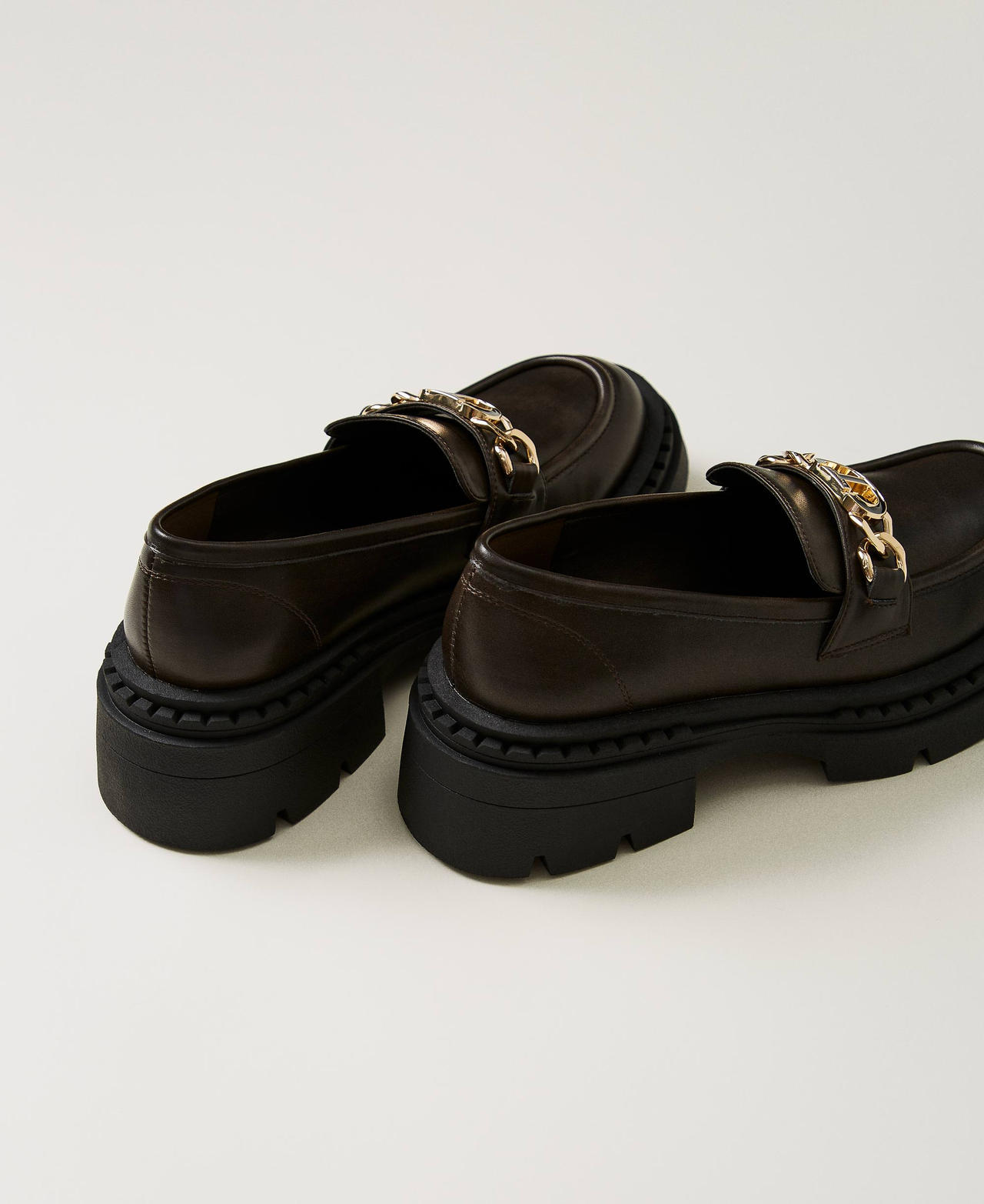 Loafers with Oval T clasp Coffee Chocolate Woman 242TGT114_11946_03