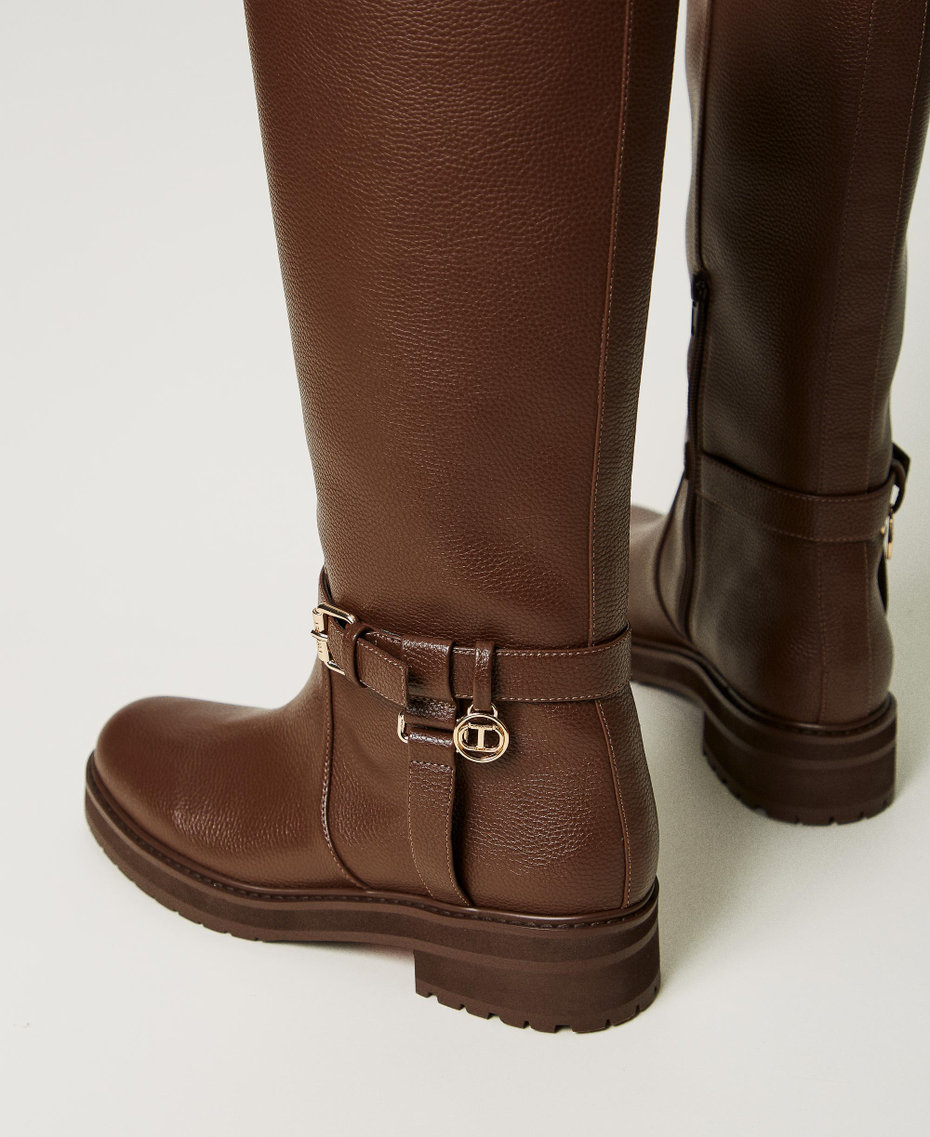 Stivali biker in pelle con Oval T Marrone Fondente Donna 242TGT172_00263_03