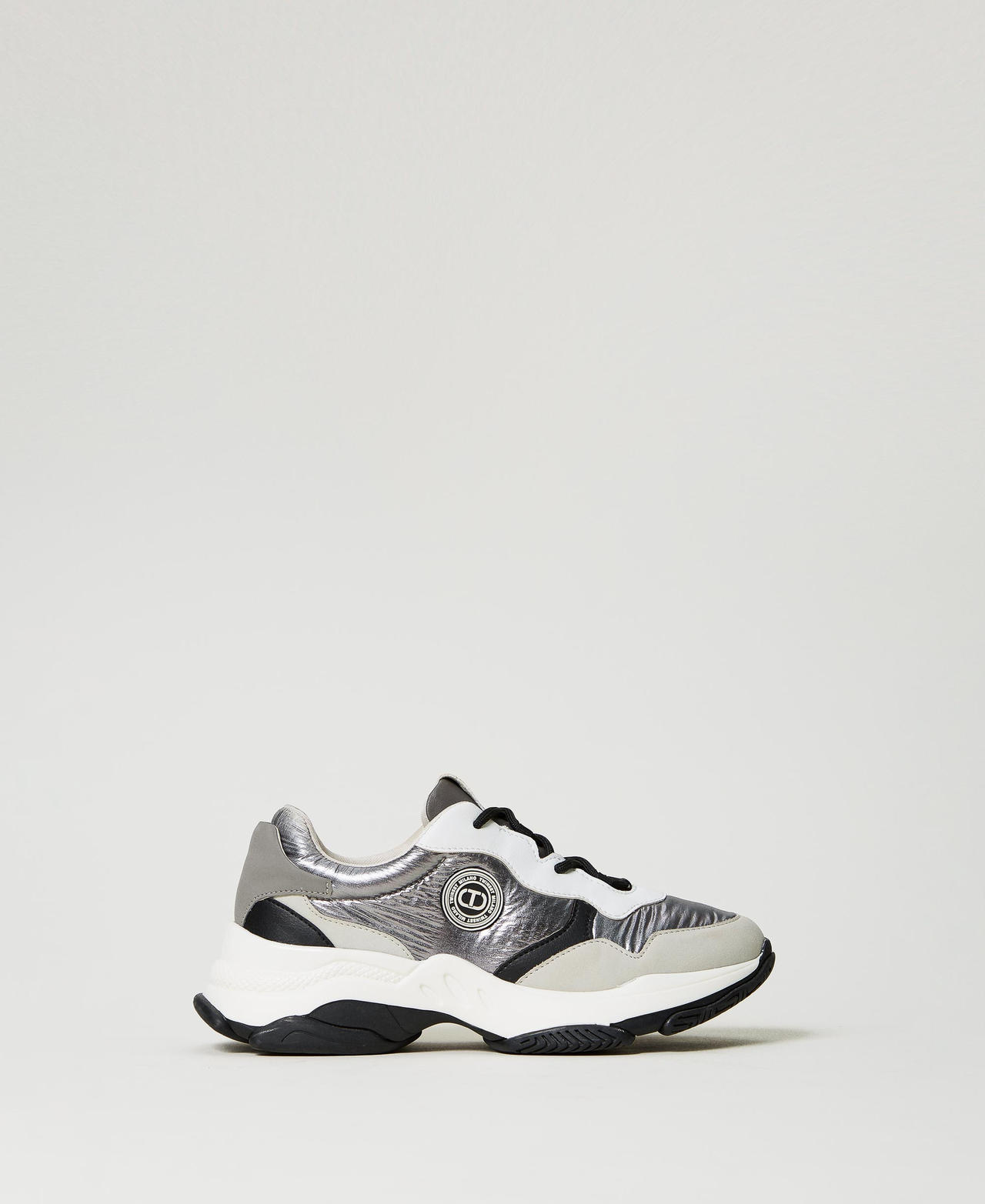 Color-Block-Sneaker im Laufschuhstil Silber Frau 242TGT18C_00995_01