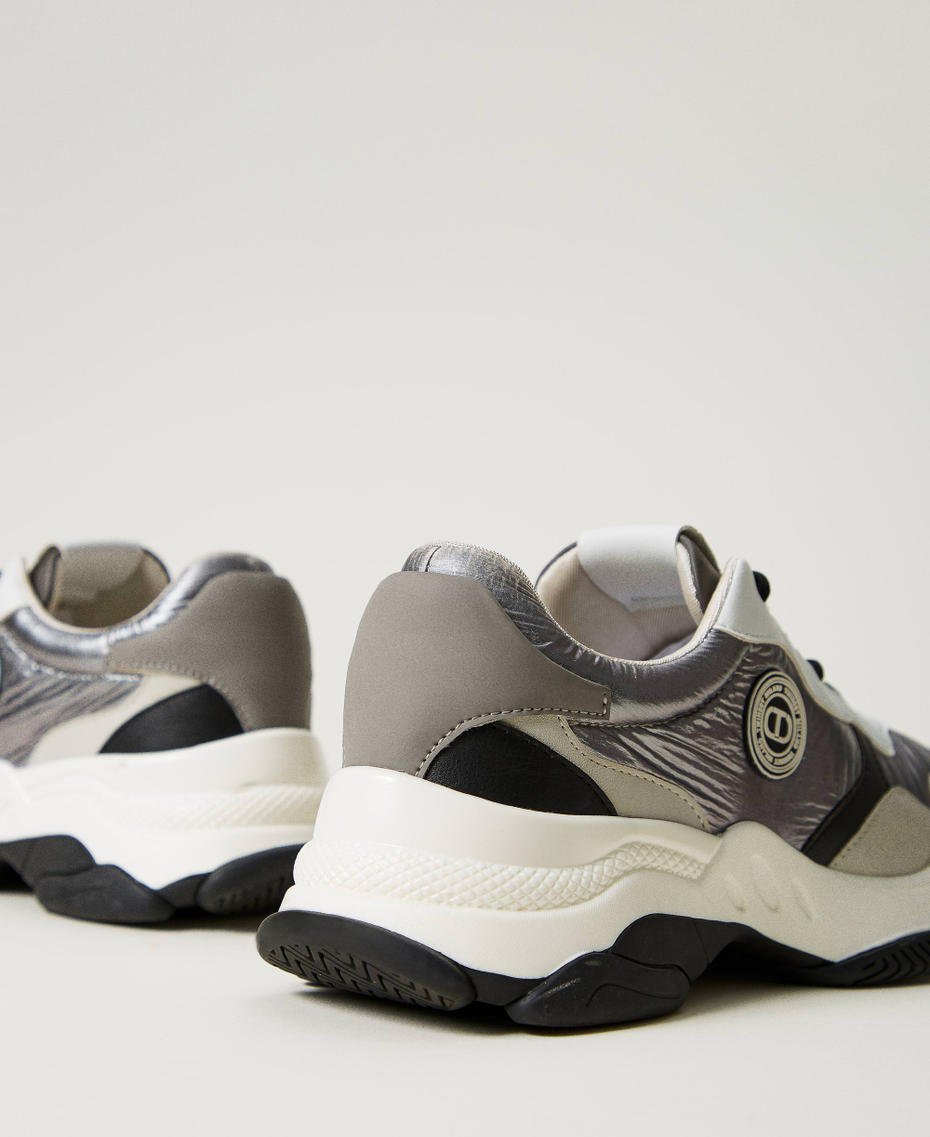 Colour block running trainers Silver Woman 242TGT18C_00995_03