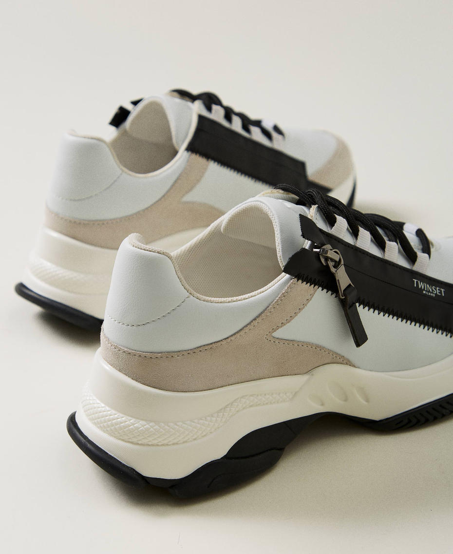 Running trainers with zip White Woman 242TGT18E_00001_03