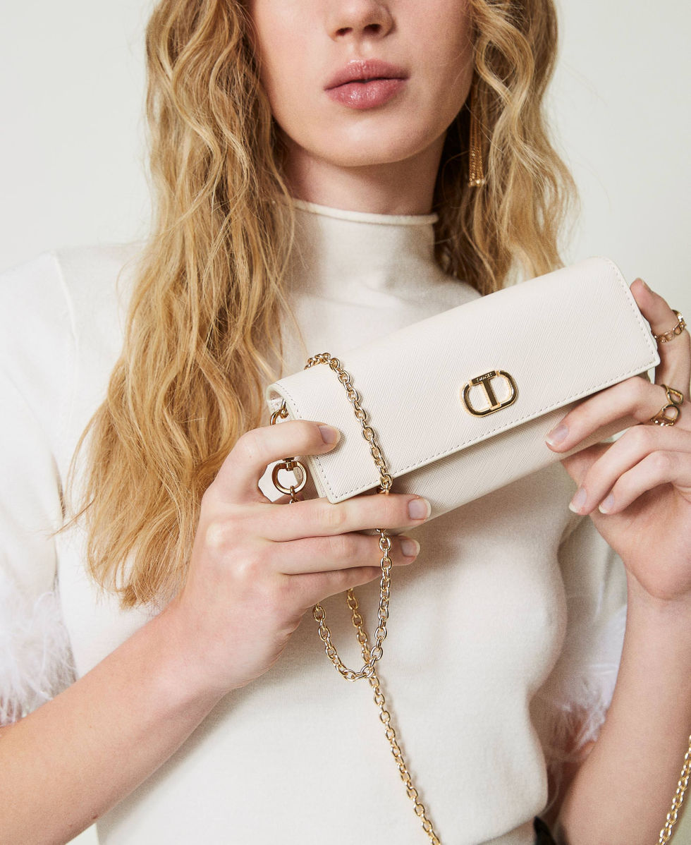 Wallet with shoulder strap and Oval T Old White Woman 242TH7024_11748_S0