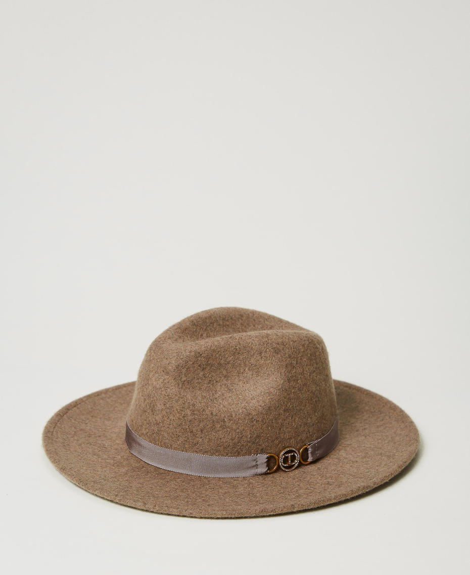 Wool cloth hat with Oval T Warm Beige Woman 242TO5200_04233_01