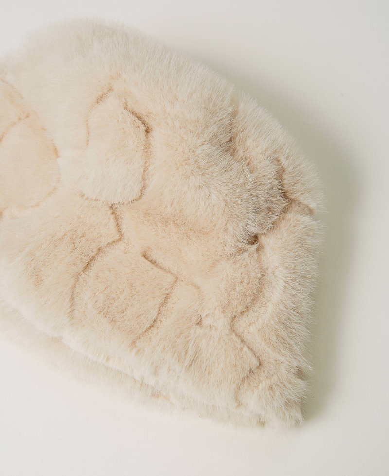 Faux fur bucket hat with logo White Cream Woman 242TO5390_11952_02