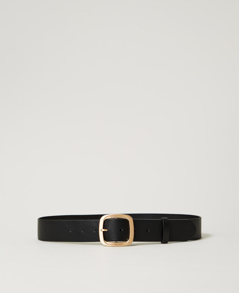 Ceinture avec boucle carr&eacute;e