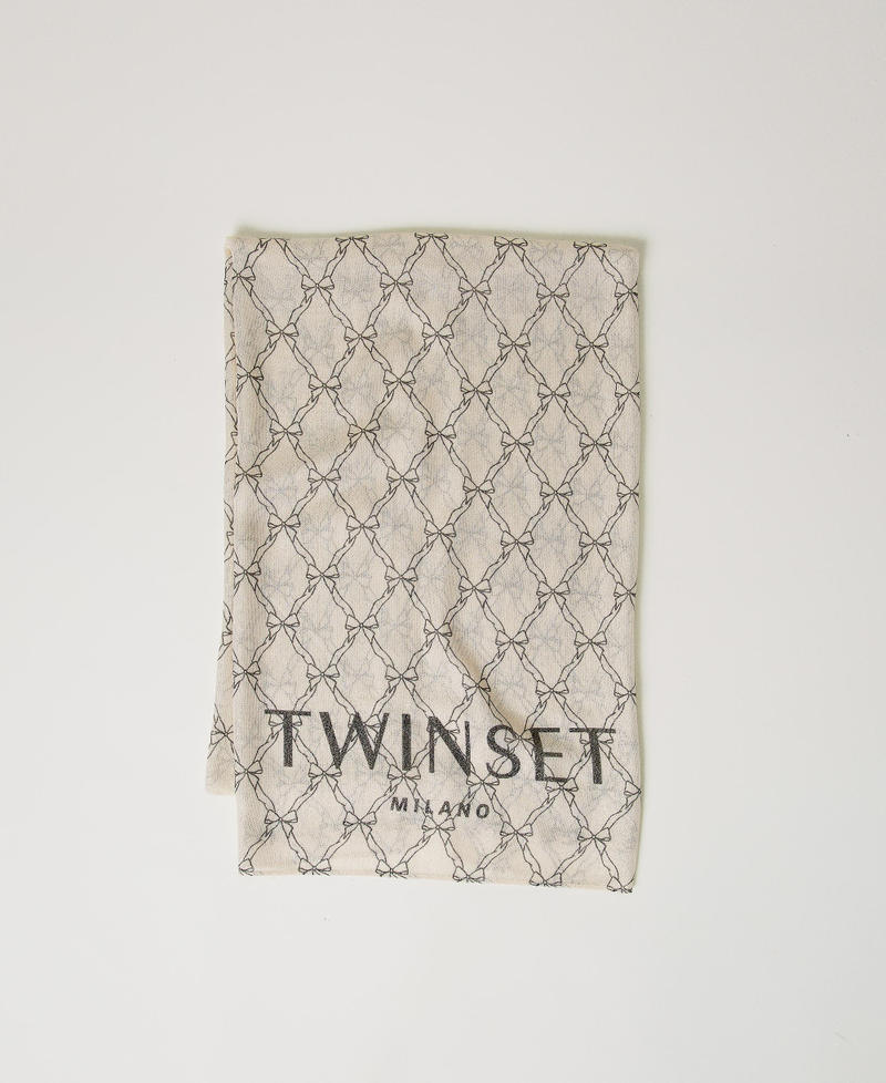 Stola con stampa fiocchi e logo