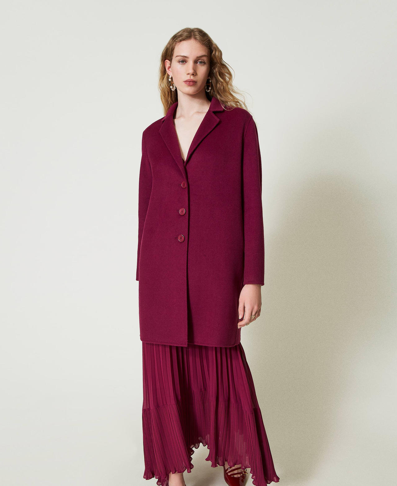 Doubled wool blend cloth coat “Red Plum” Purple Woman 242TP2062_05245_02