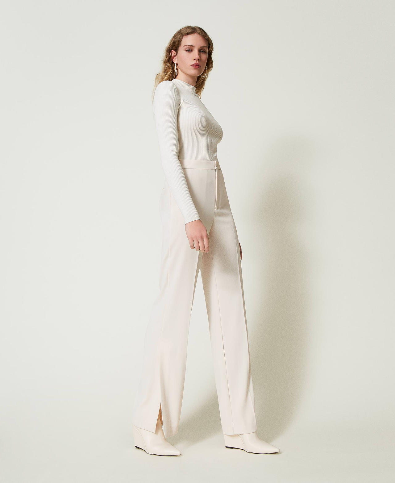 Straight leg trousers with slits Old White Woman 242TP2085_11748_02