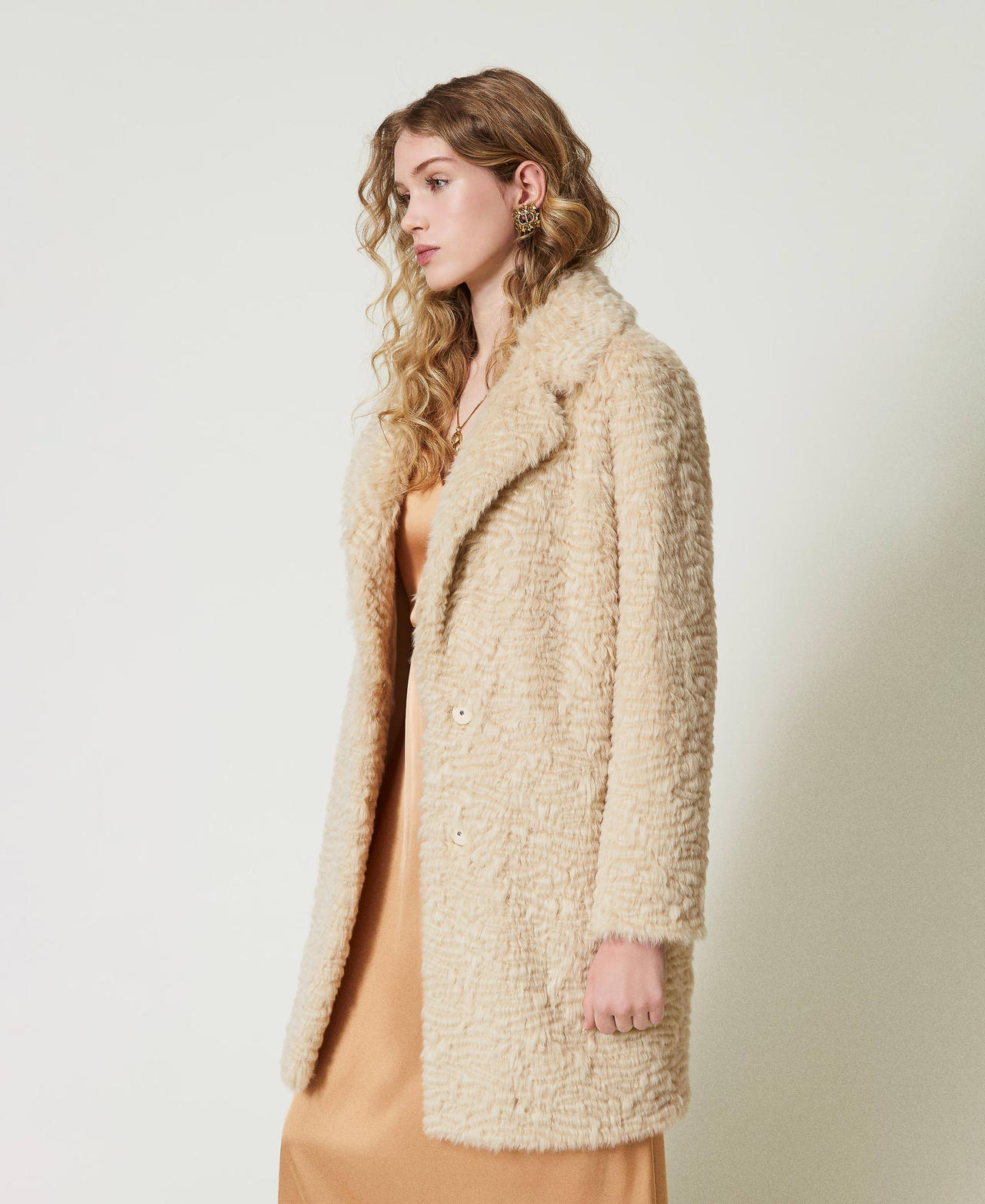 Midi faux fur coat Ivory Woman 242TP2094_00018_02