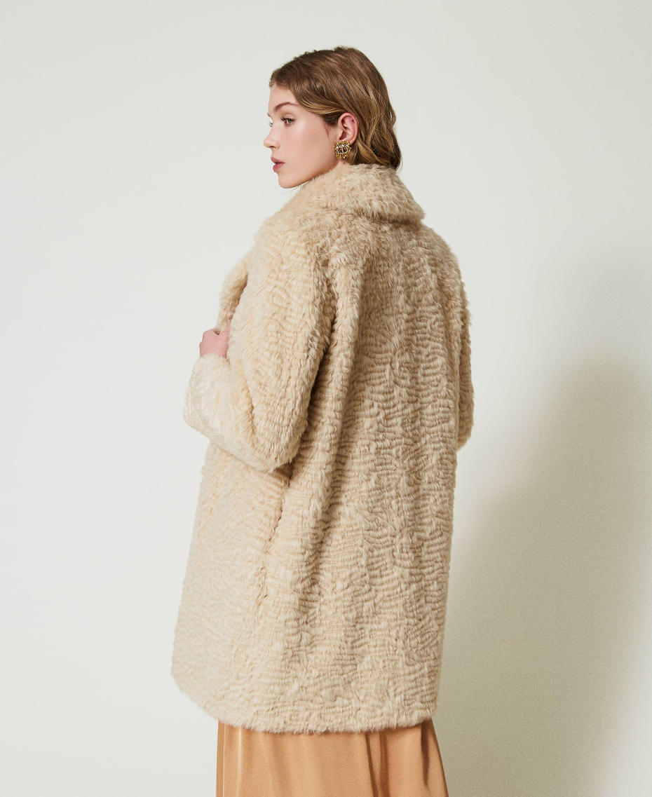 Cappotto longuette in faux fur