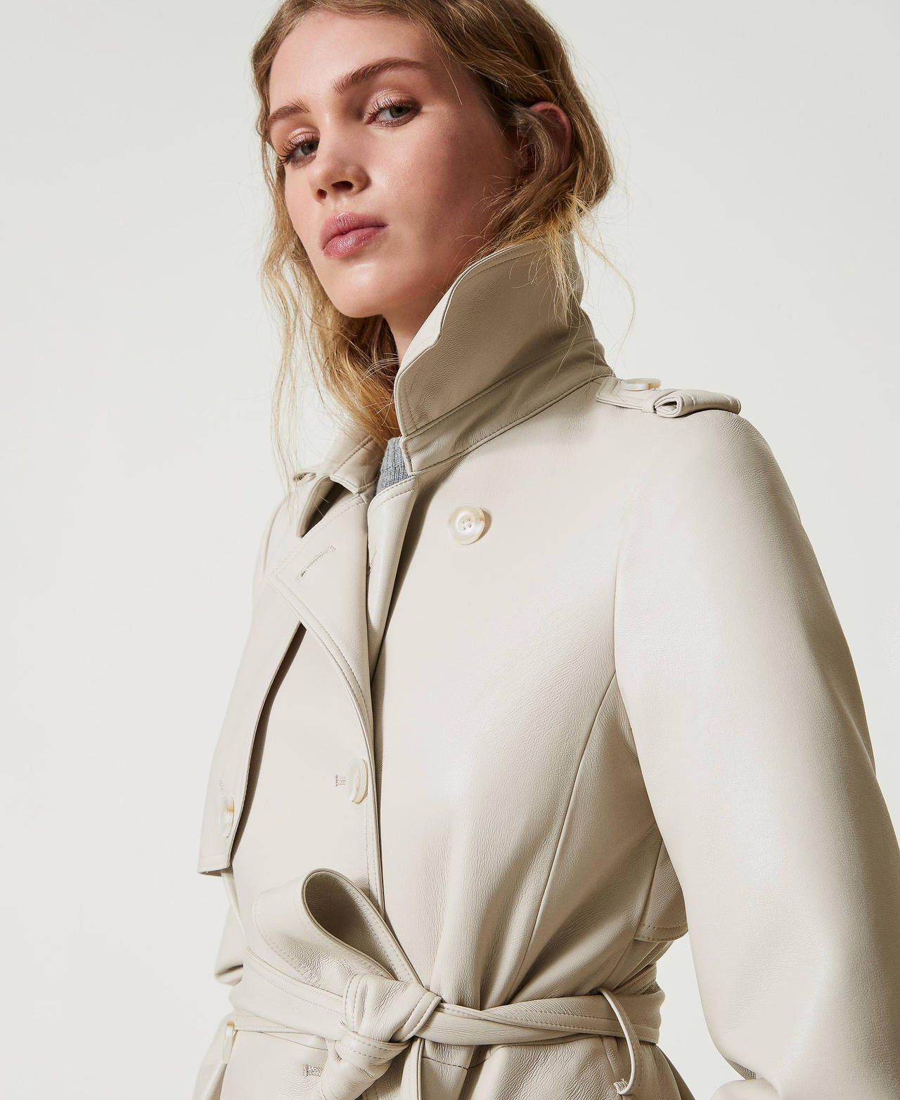 Long coated fabric trench coat with belt Woman, White