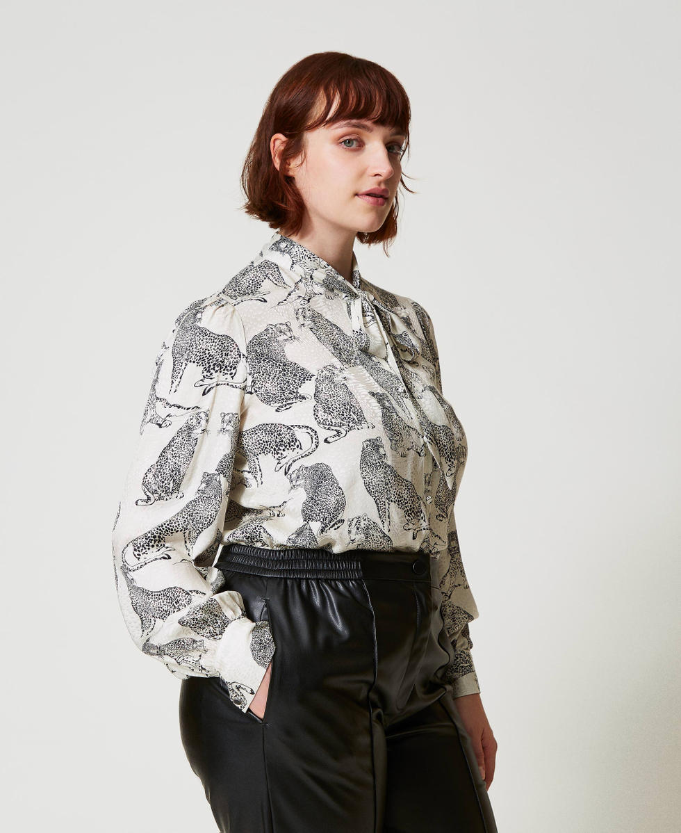 Jacquard shirt with jaguar print Black / Snow White Jaguar Print Woman 242TP2230_11746_02