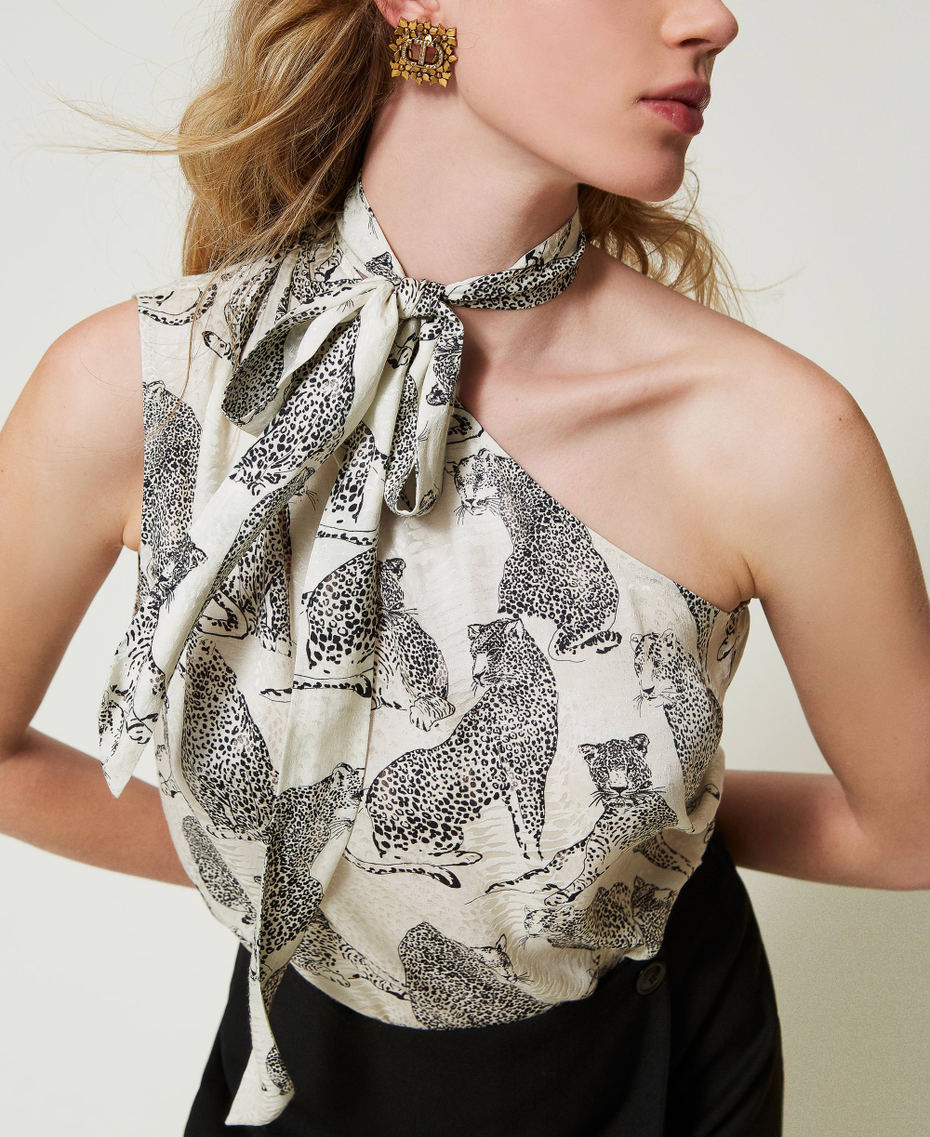 Top asymétrique jacquard avec imprimé jaguar Imprimé Jaguars Noir/Blanc Neige Femme 242TP2231_11746_01