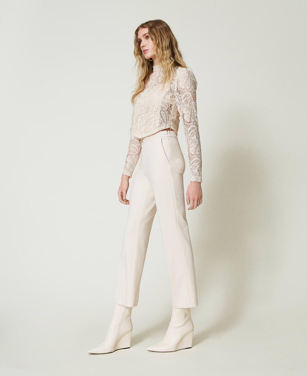 Pantalon avec bride Oval T et pli Blanc &laquo;&nbsp;Old White&nbsp;&raquo; Femme 242TP224A_11748_02