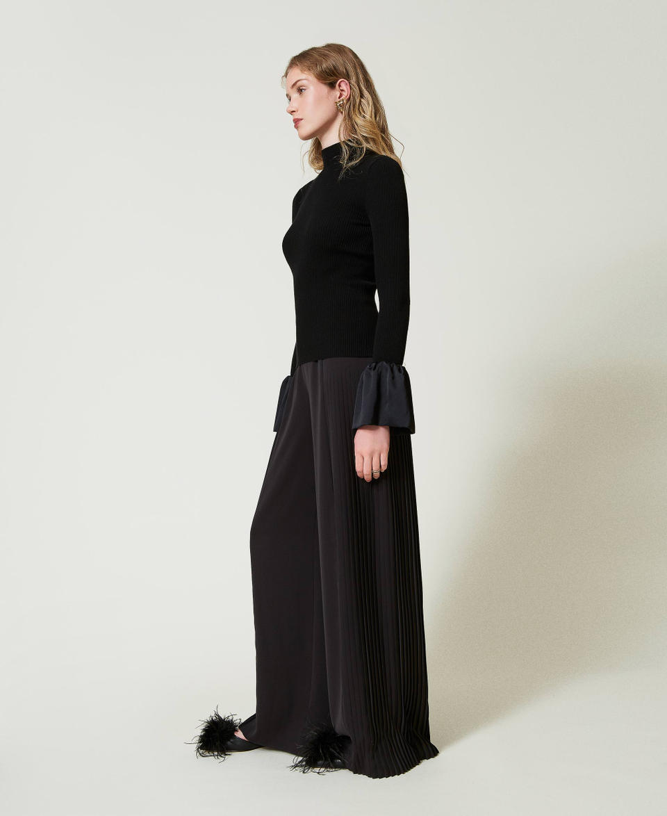 Twin Set Pantaloni a palazzo in georgette plissé