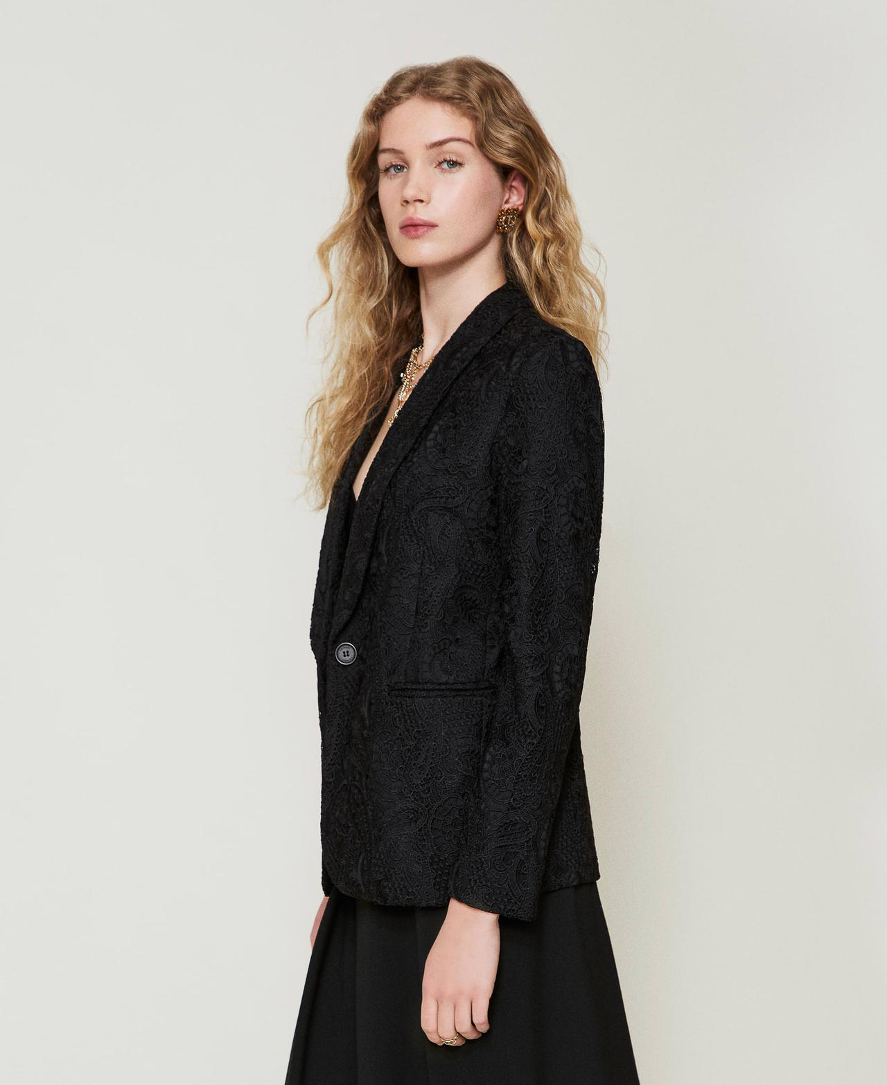 Macramé lace blazer Black Woman 242TP2460_00006_02