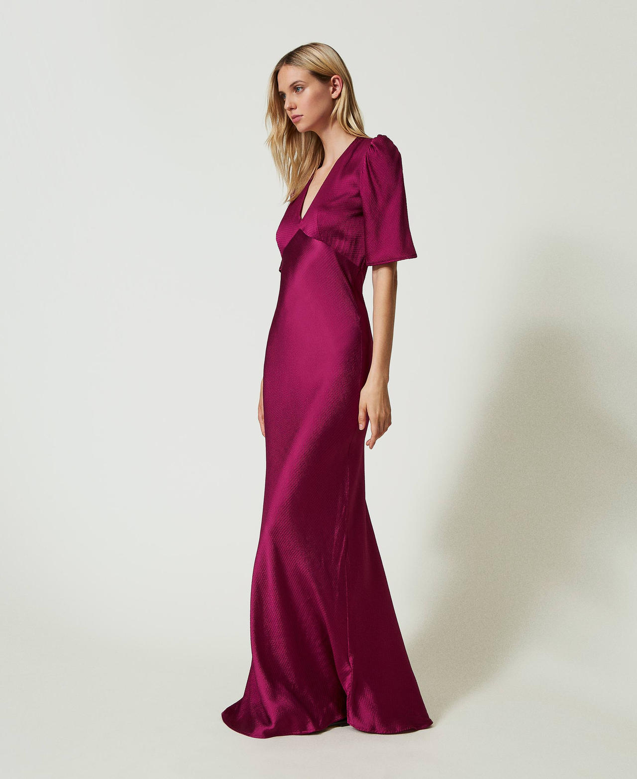 Long hammered satin dress “Red Plum” Purple Woman 242TP2475_05245_02