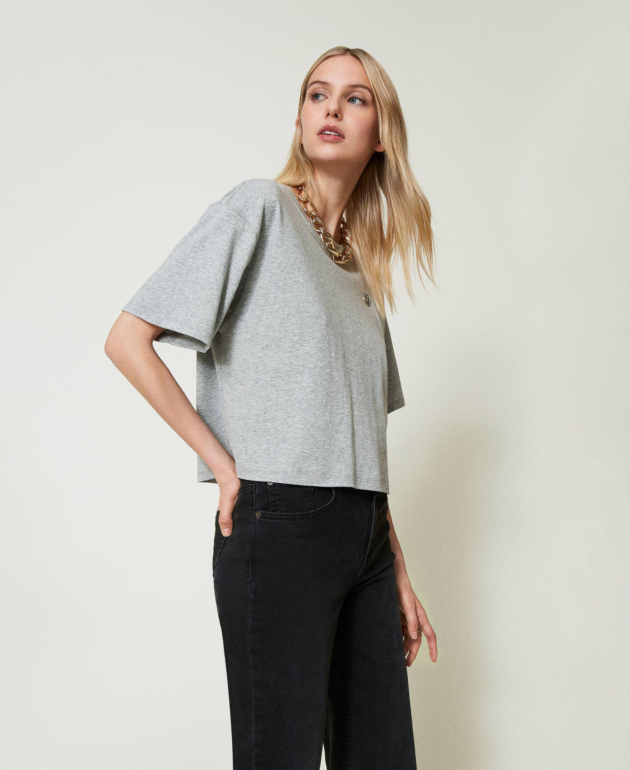 Mottled T-shirt with Oval T Medium Gray Mélange Woman 242TP2521_0082M_02