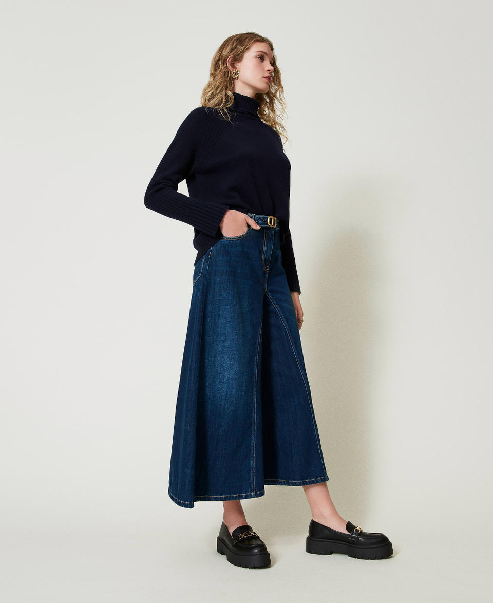 Cropped-Jeans mit Gürtel Dunkles Denim Frau 242TP2580_01313_02