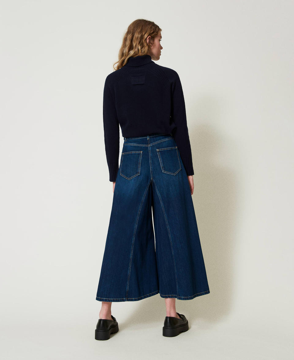 Cropped-Jeans mit Gürtel Dunkles Denim Frau 242TP2580_01313_03