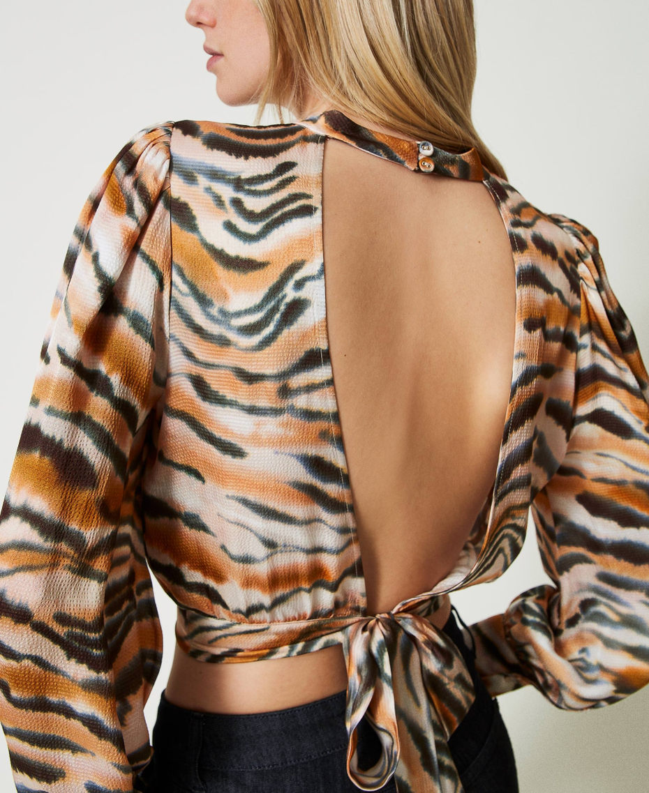 Cropped animal print satin blouse Tenn&egrave; Orange / Black Tiger Print Woman 242TP2654_11825_01