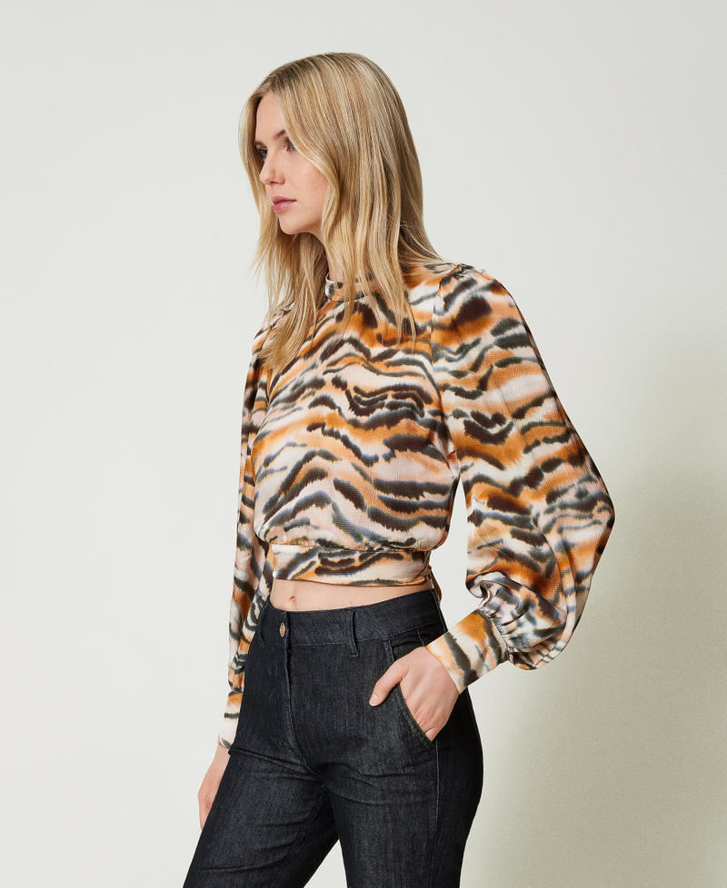 Cropped animal print satin blouse Tenn&egrave; Orange / Black Tiger Print Woman 242TP2654_11825_03