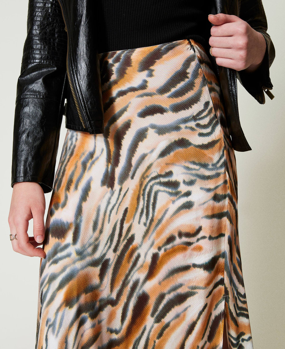 Long animal print satin skirt Tennè Orange / Black Tiger Print Woman 242TP2656-04