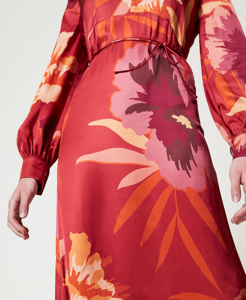 Abito lungo in raso a fiori