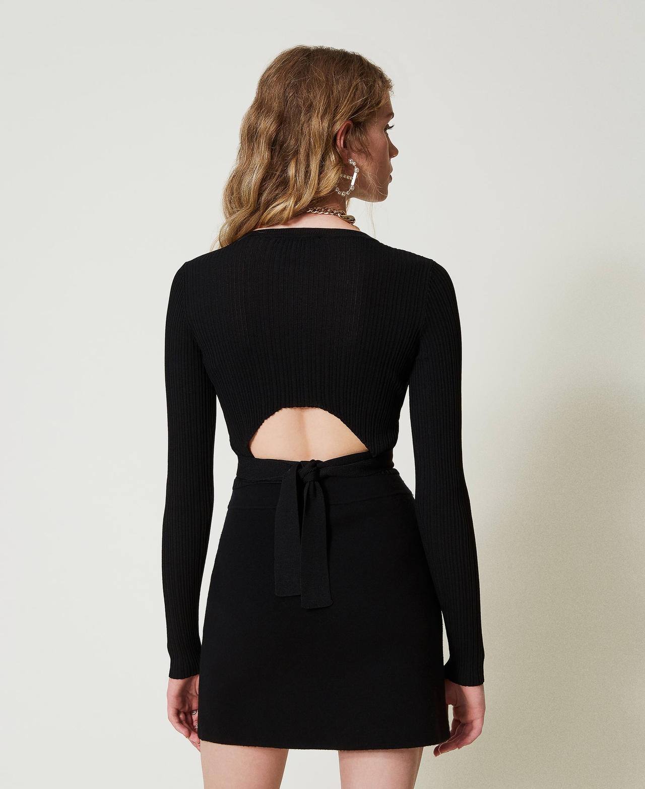 Pull c&ocirc;tel&eacute; avec n&oelig;ud Noir Femme 242TP3040_00006_03