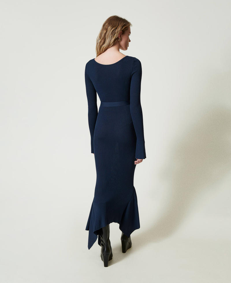 Knit midi dress with belt and ruffles