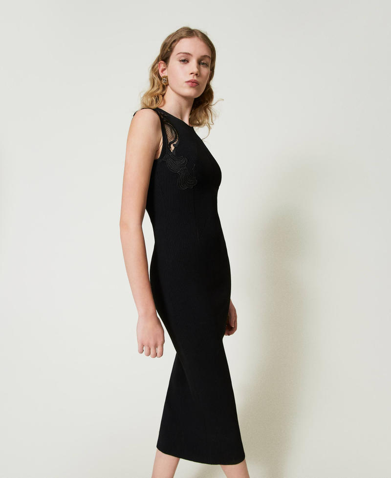 Long knit dress with lace Black Woman 242TP3190_00006_02