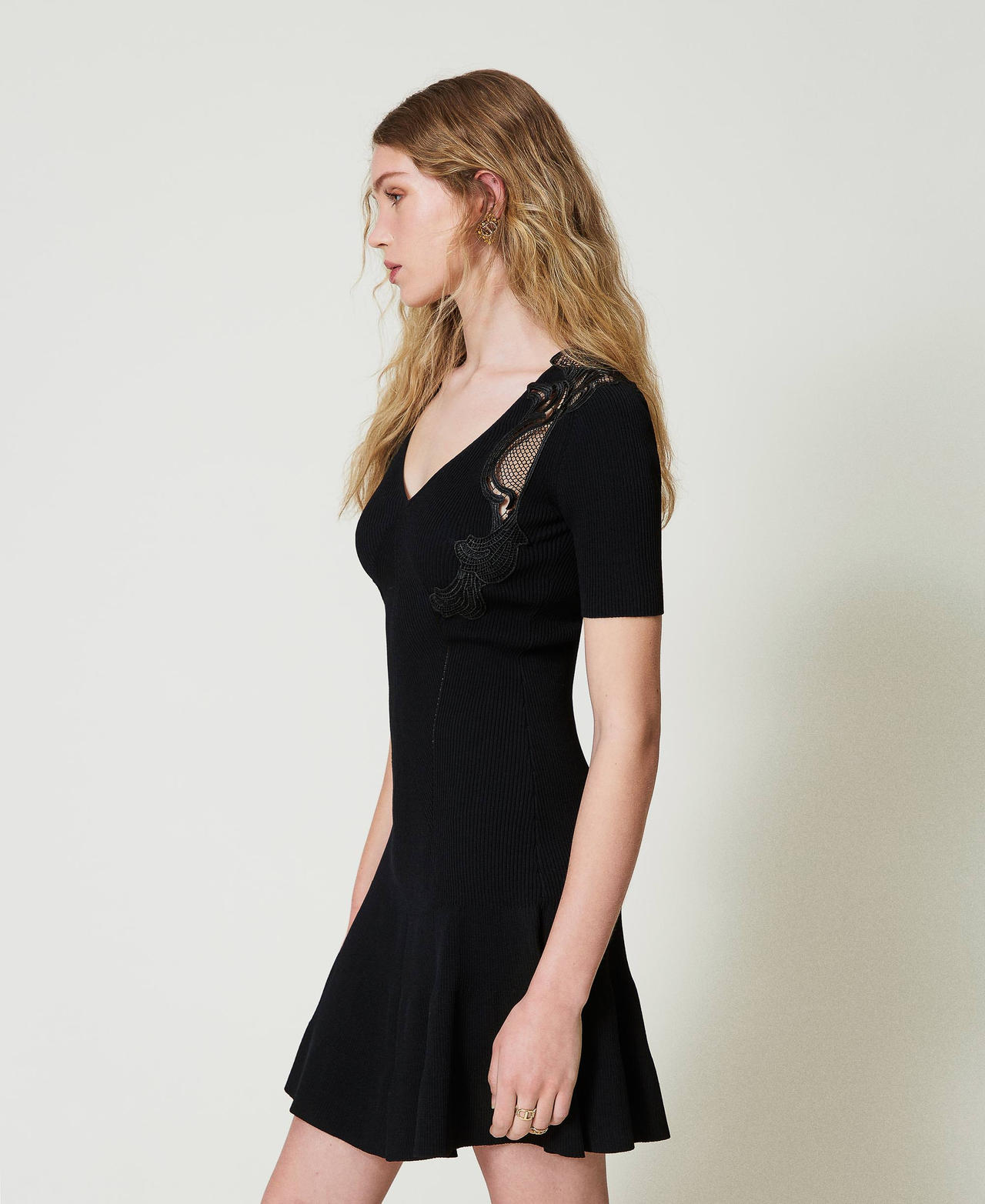 Short knit dress with lace Black Woman 242TP3191_00006_02