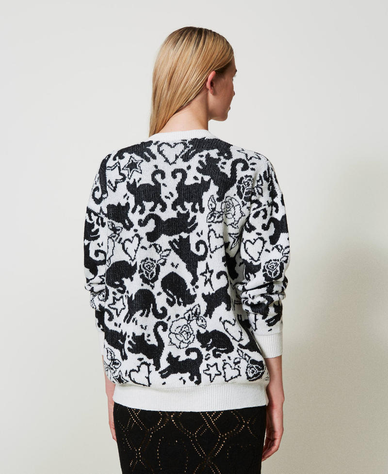 Jacquardpullover aus Treeblend-Garn Jacquard Cats Schneeweiß / Schwarz Frau 242TP3400_11885_03