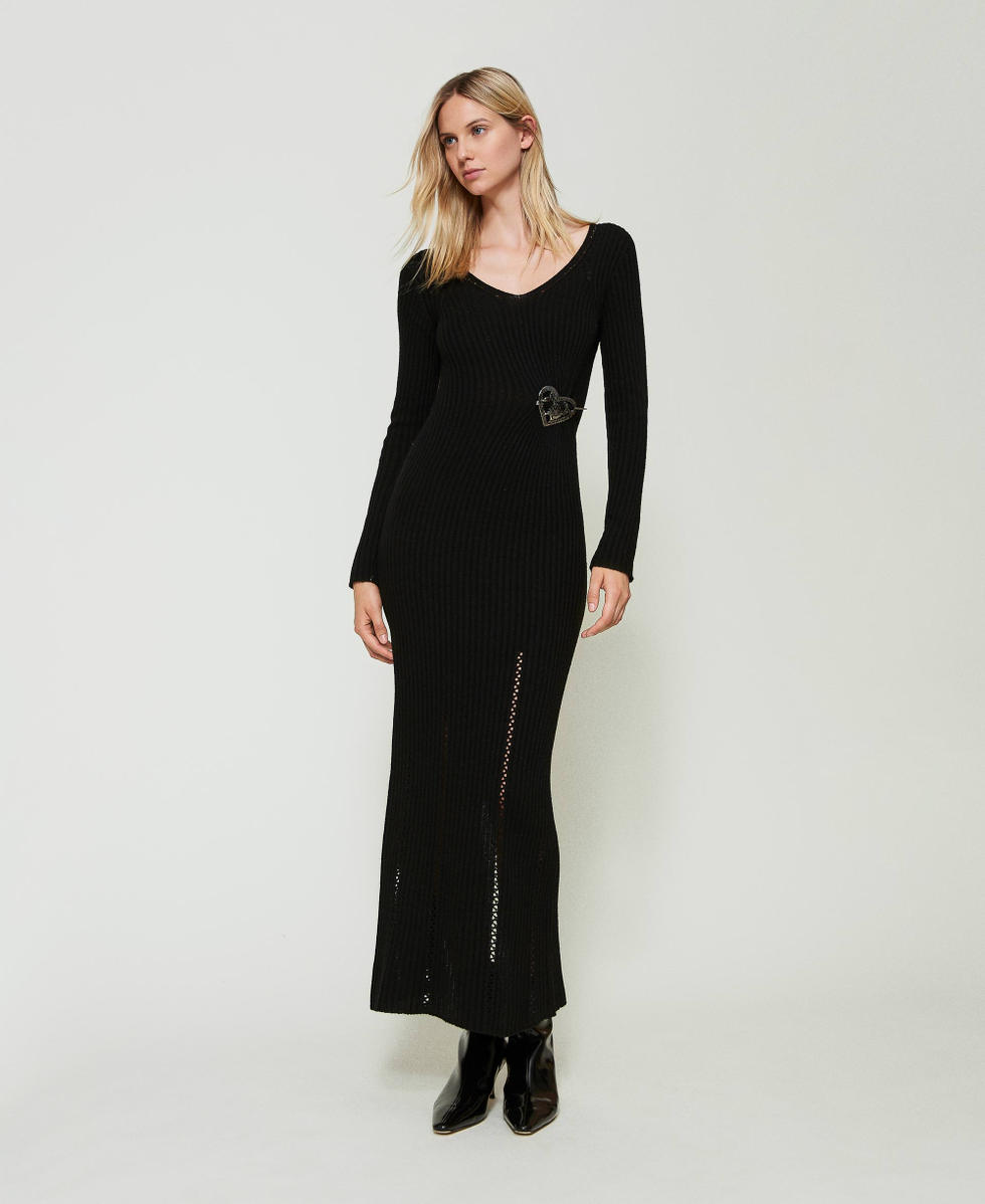 Maxikleid aus Treeblend-Garn mit Brosche Schwarz Frau 242TP3440_00006_01