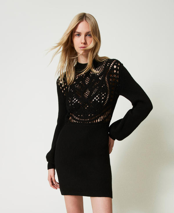 Vestido corto de punto de mezcla de lana ganchillo