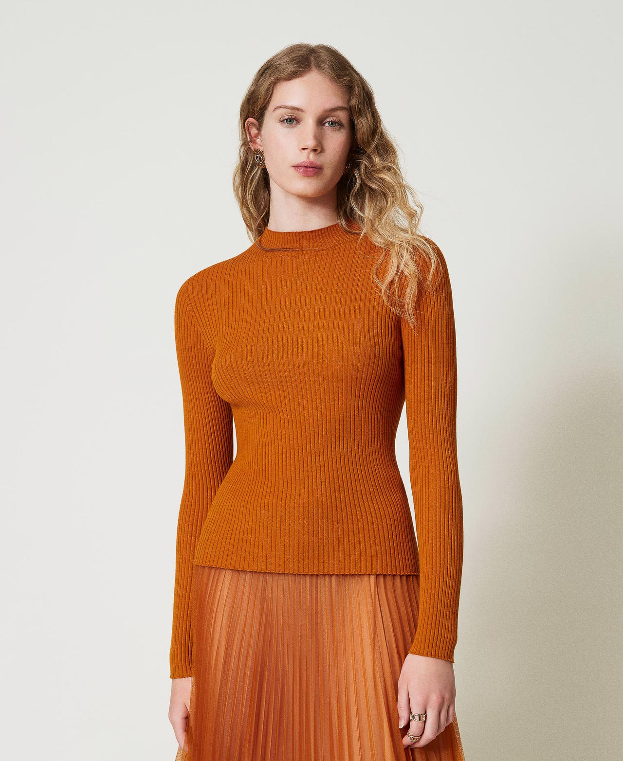 Pull col montant c&ocirc;tel&eacute; Orange &laquo;&nbsp;Tann&eacute;&nbsp;&raquo; Femme 242TP3523_11749_02