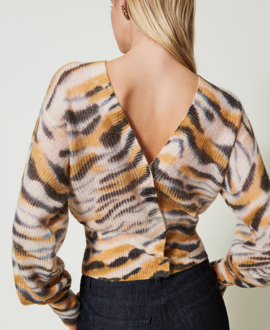 Cardigan doppio uso in lana e alpaca Stampa Tigre Arancio "Tenn&egrave;" / Nero Donna 242TP3633_11825_06