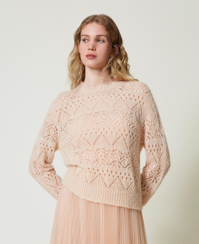 Pull en mohair m&eacute;lang&eacute; avec diff&eacute;rents points Rose &laquo;&nbsp;Peach Pink&nbsp;&raquo; Femme 242TP3690_11750_01