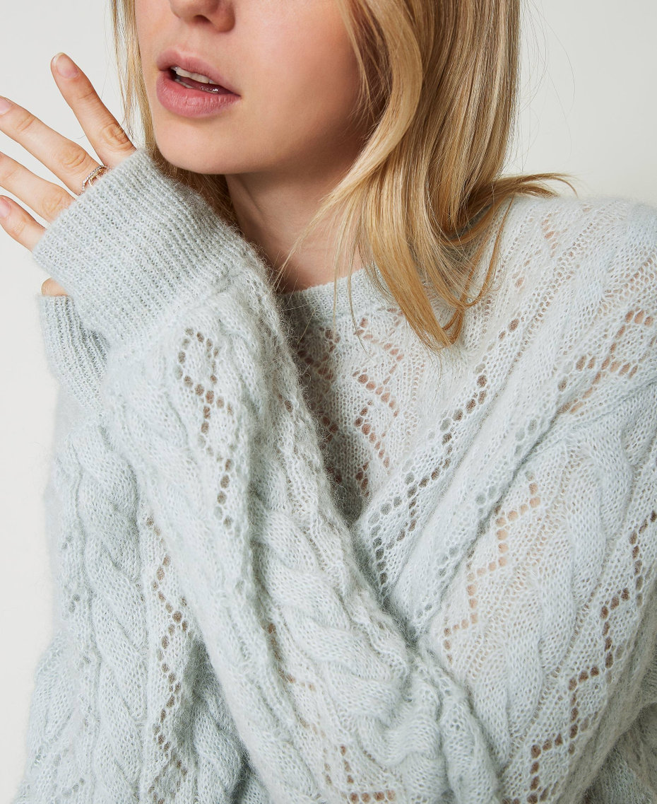 Pull en mohair m&eacute;lang&eacute; avec torsades et ajour Bleu clair Ciel Femme 242TP3691_00472_04