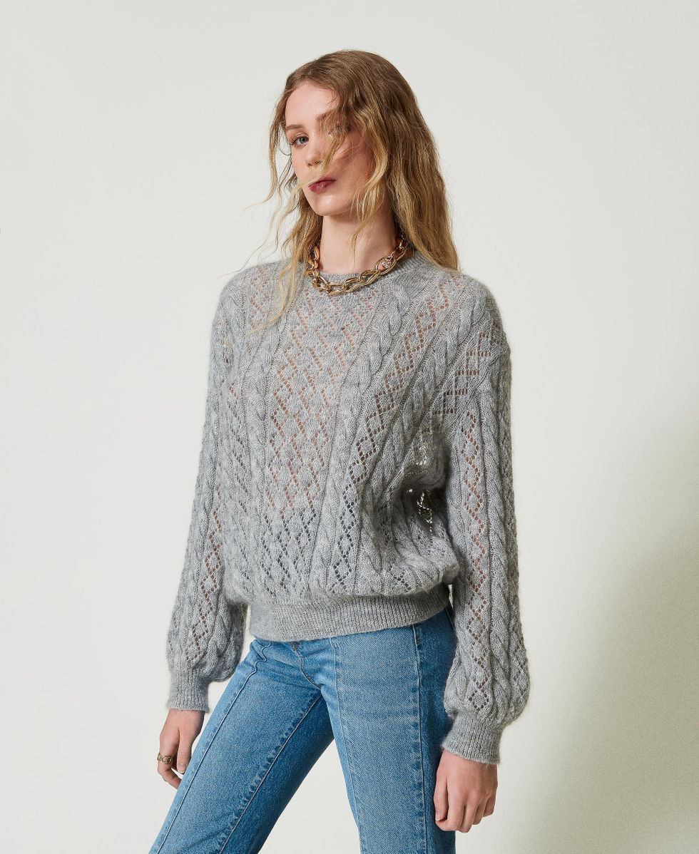 Pull en mohair mélangé avec torsades et ajour Gris moyen chiné Femme 242TP3691_0082M_03