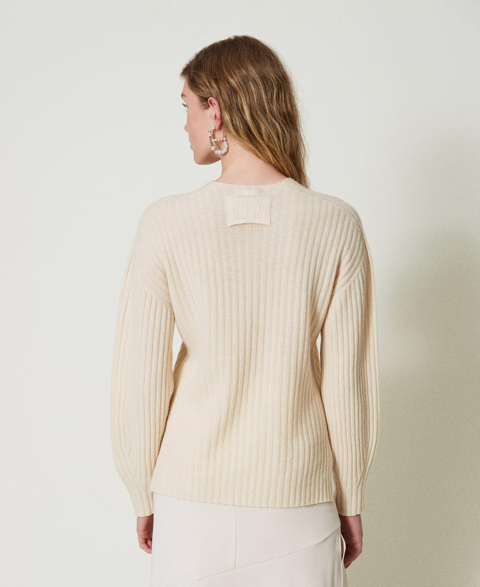 Pull en laine et cachemire avec finition c&ocirc;tel&eacute;e Blanc Neige Femme 242TP3716_00282_03