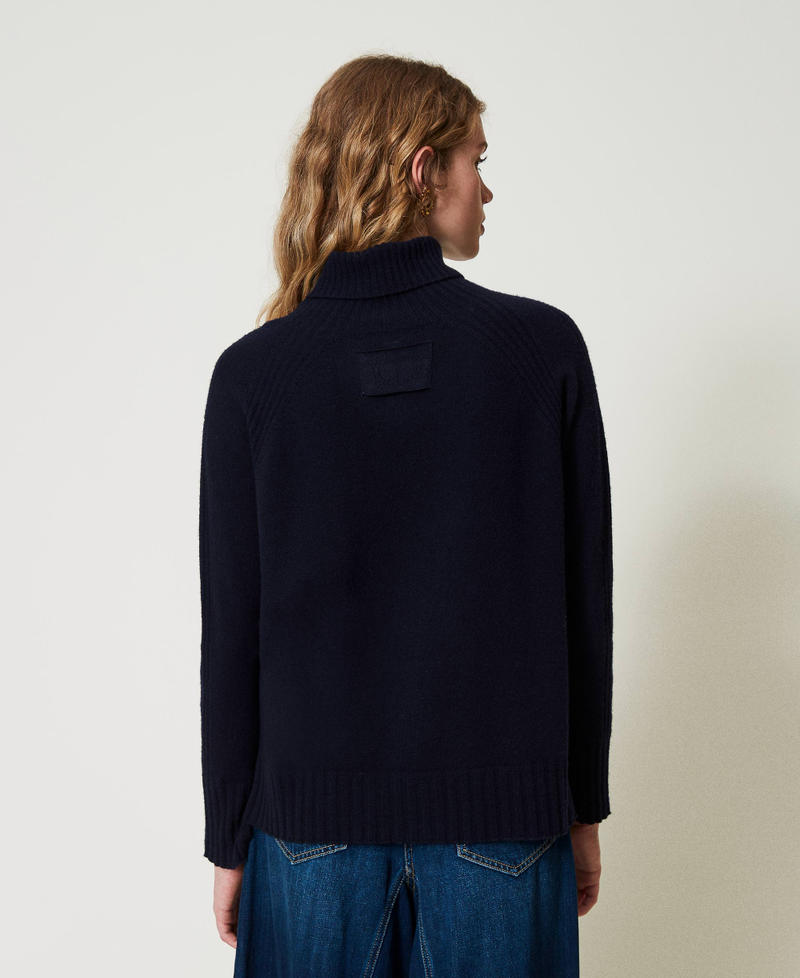 Wool and cashmere blend turtleneck jumper Indigo Woman 242TP3717_00384_03