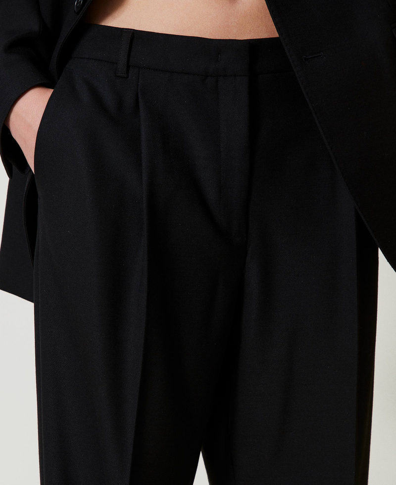 Pantaloni in serge misto lana