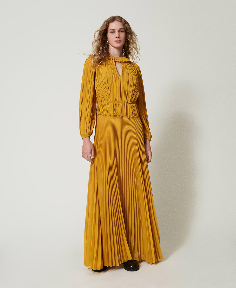 Yellow pleated dress online
