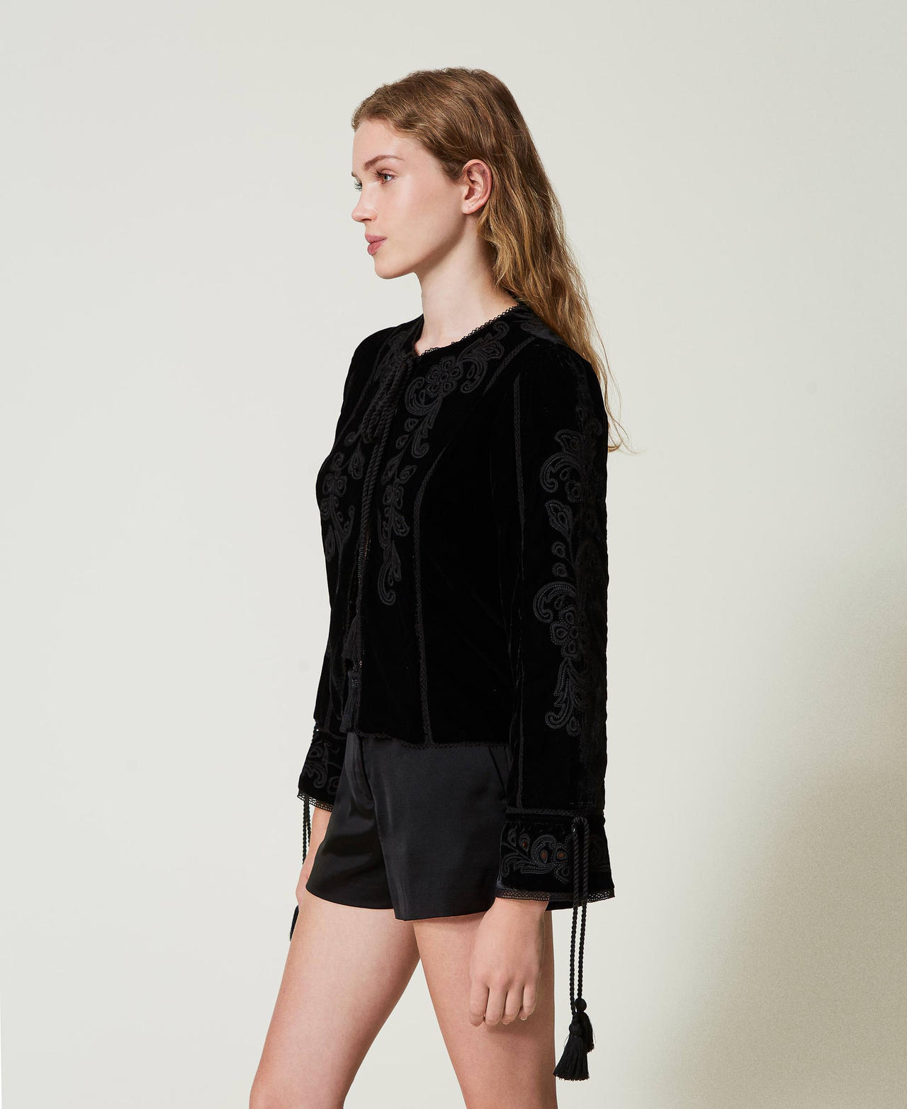 Velvet jacket with embroidery
