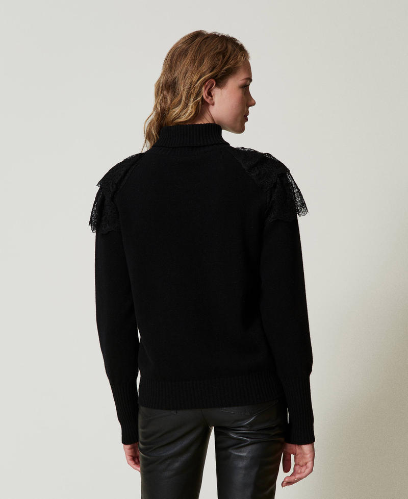 Pull col roul&eacute; en laine et cachemire