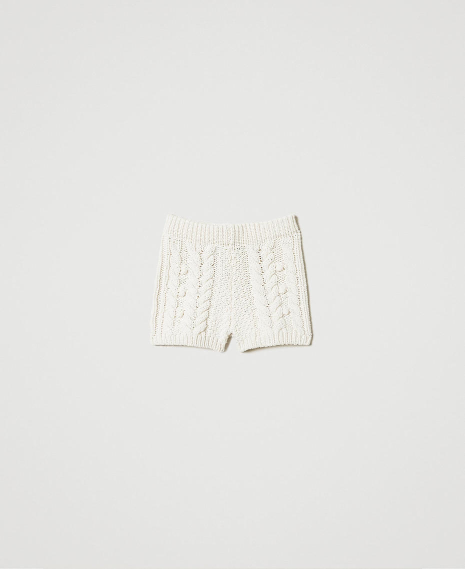 Wool knit shorts